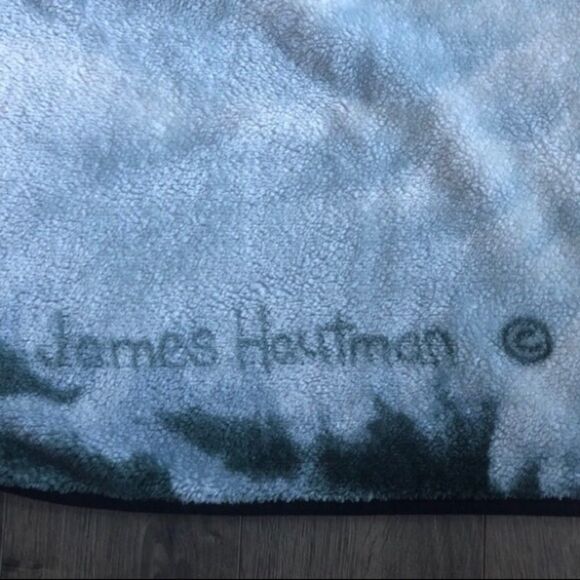 Pair James Hautman Collectible reversible throws - Picture 8 of 8